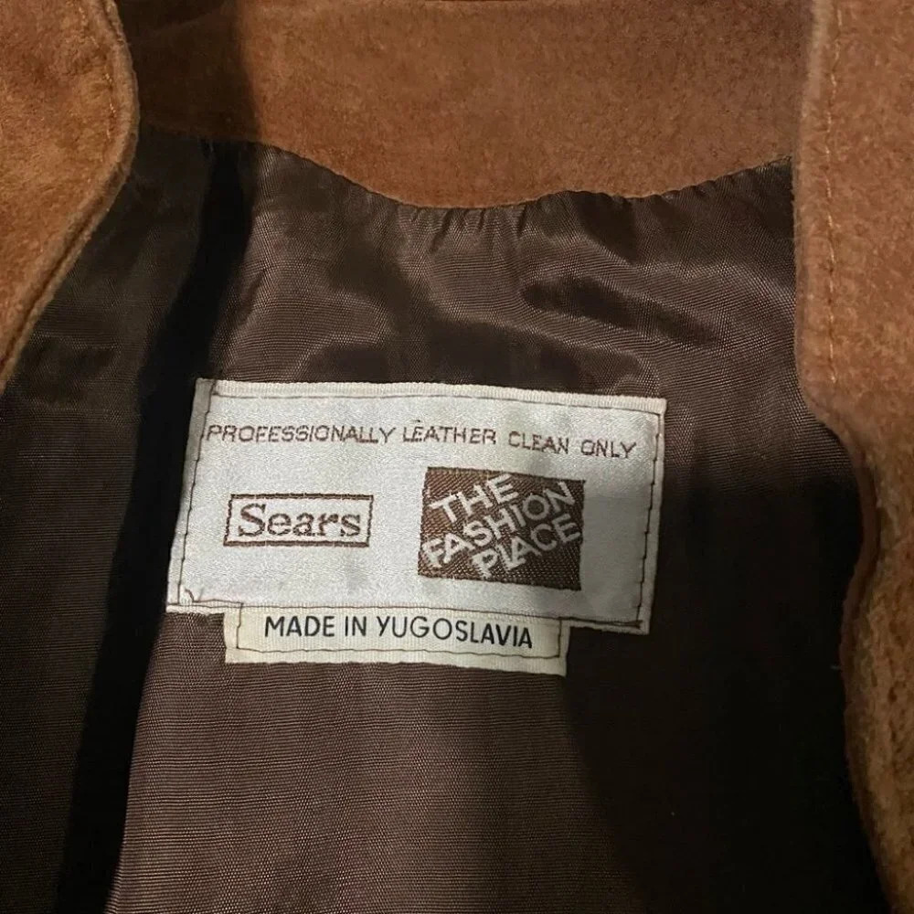 Vintage Women's Tan Suede Leather Jacket - Picture 5 of 12